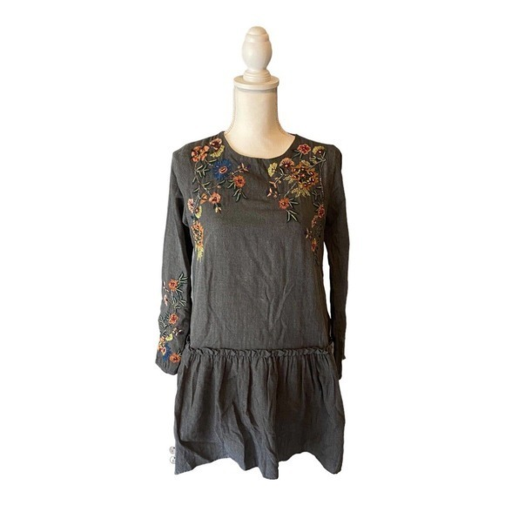 Zara EMBROIDERED DRESS‎ WITH RUFFLES w/ beads-Grey Small